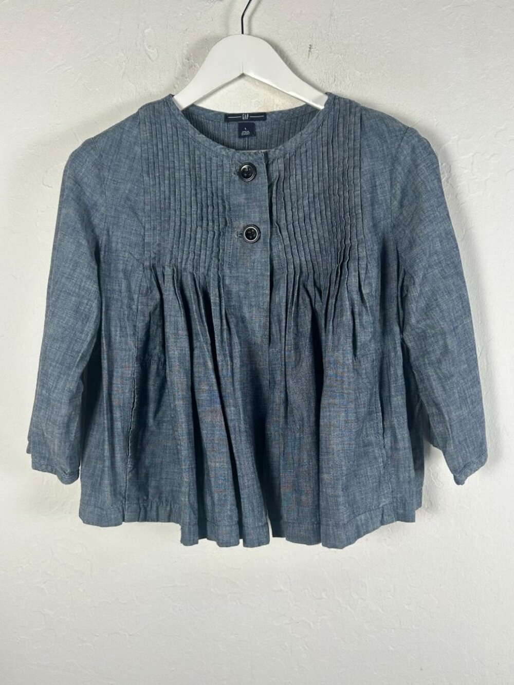 Gap Womens Blue Chambray Pleated Pintuck Button-Front Blouse Top Large Casual